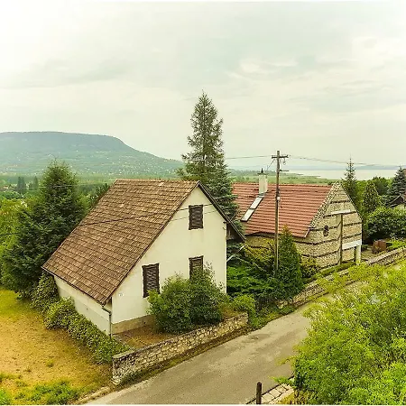 Horvath Vendeghaz * Szigliget